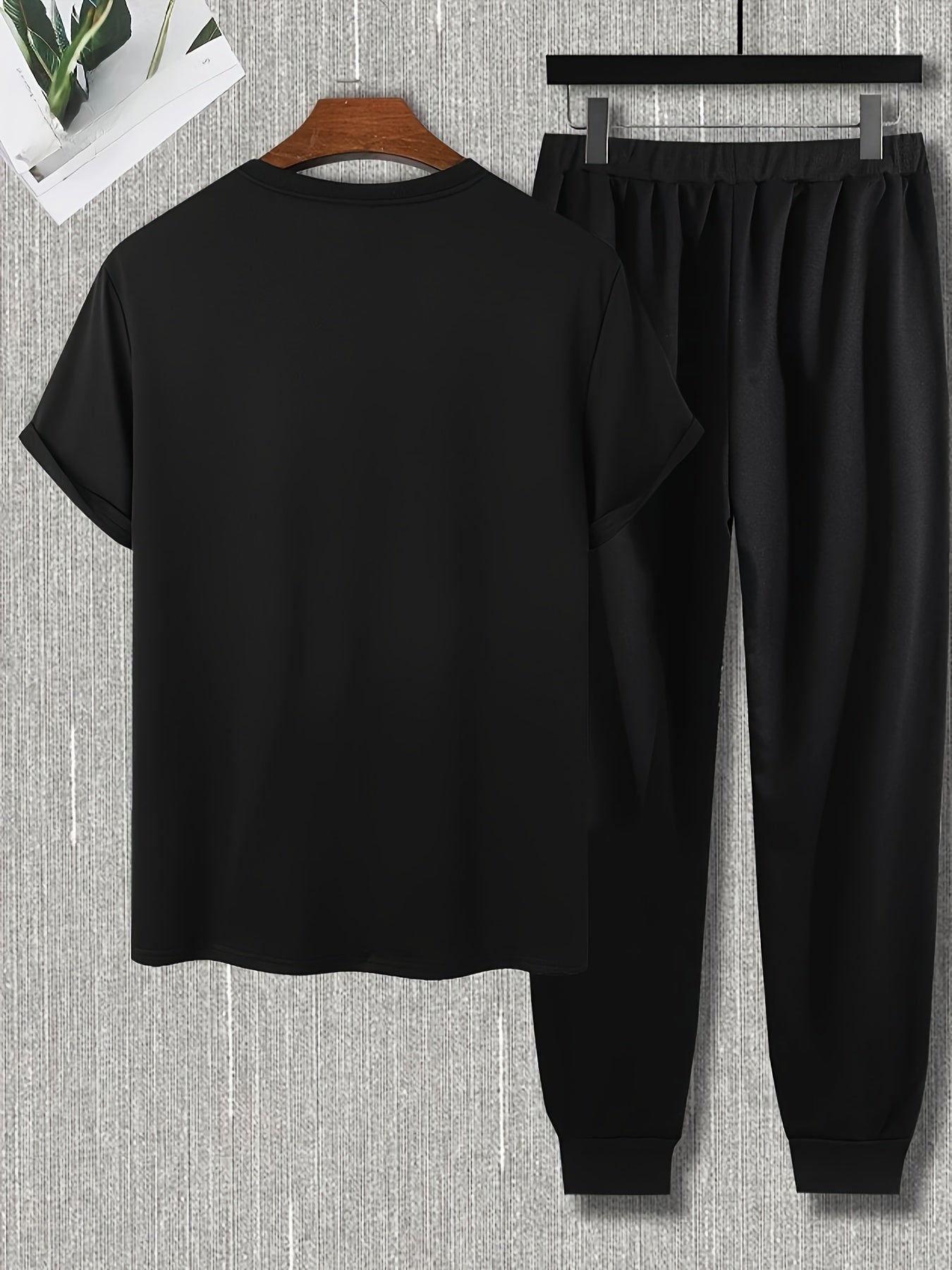 Men's Casual Summer T-Shirt and Joggers Set Polyester Stretchy Alphabet Print