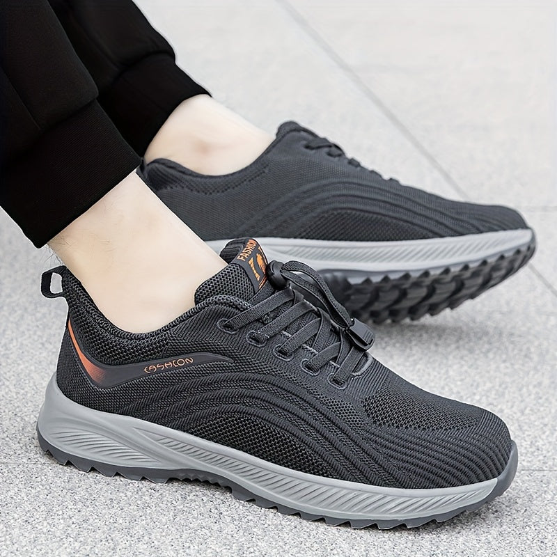 Erkaklar uchun nafas oladigan pastki krossovkalar, sozlanadigan qistirma bilan, yugurish, piyoda sayr qilish va yil davomida ochiq havoda faoliyatlar uchun ideal.