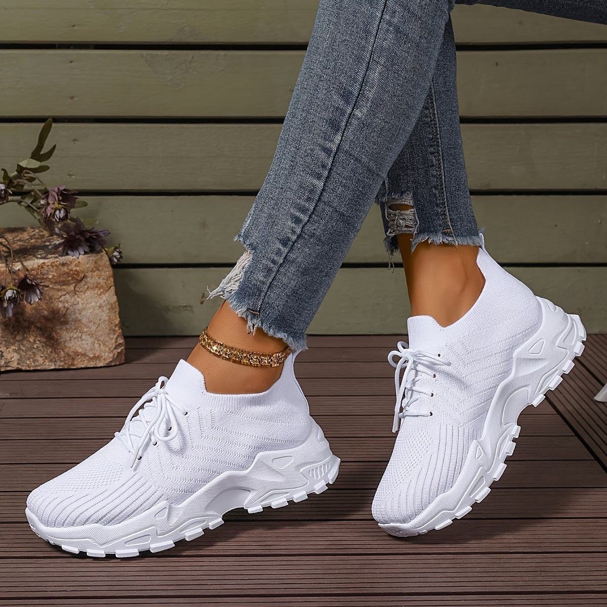 Women's Solid Color Breathable Mesh Sneakers Casual Walking Shoes