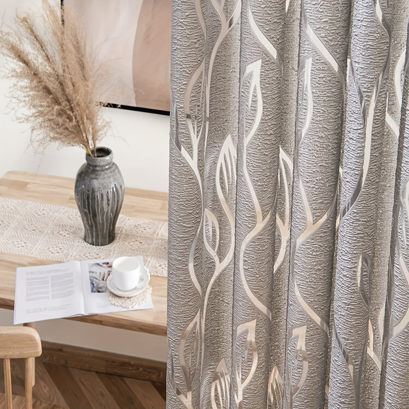 Zamonaviy pardalar paneli yashash xonalari, yotoq xonalari, oshxonalar, hammomlar yoki uy va xona bezaklari uchun mukammal.