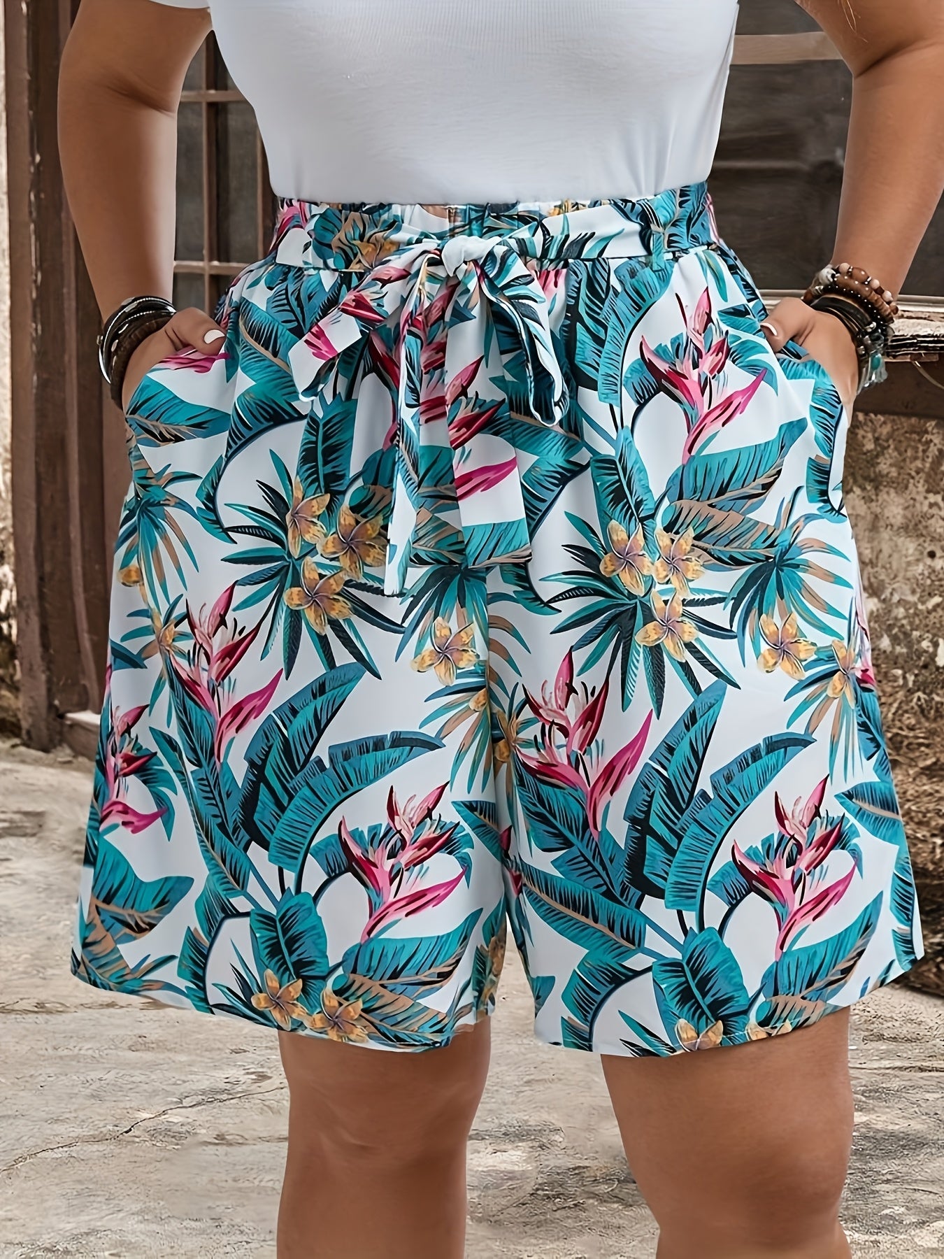 Women's Plus Size Tropical Print Shorts Lightweight Loose Fit Beachwear