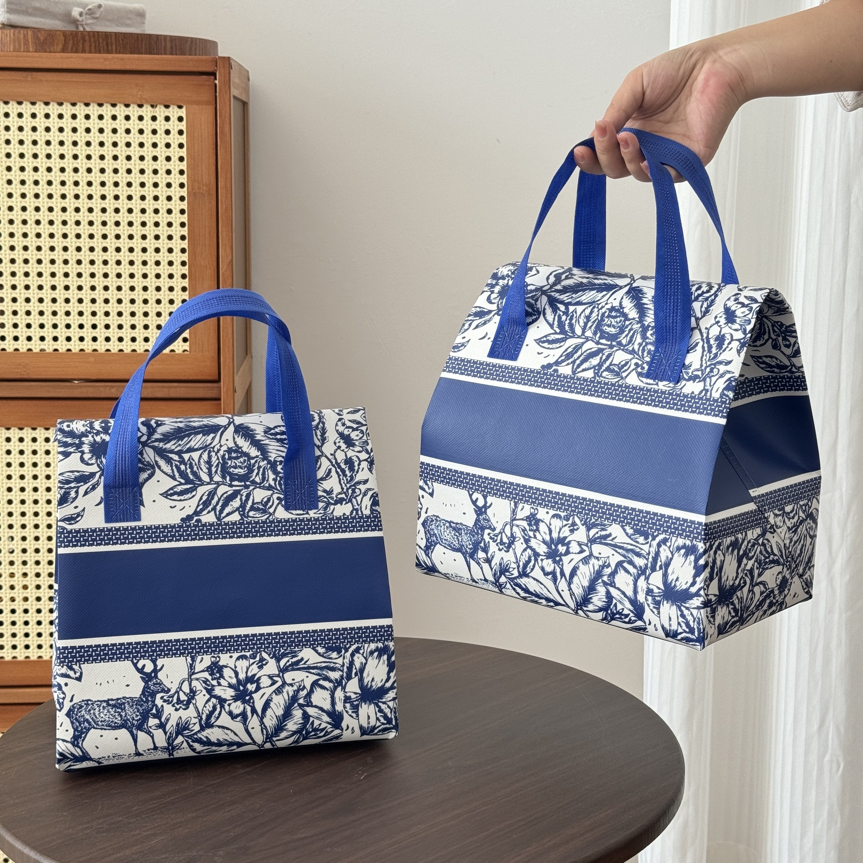 10 Pack Insulated Pizza Delivery Bags Blue White Floral Cooler Totes Food Service
