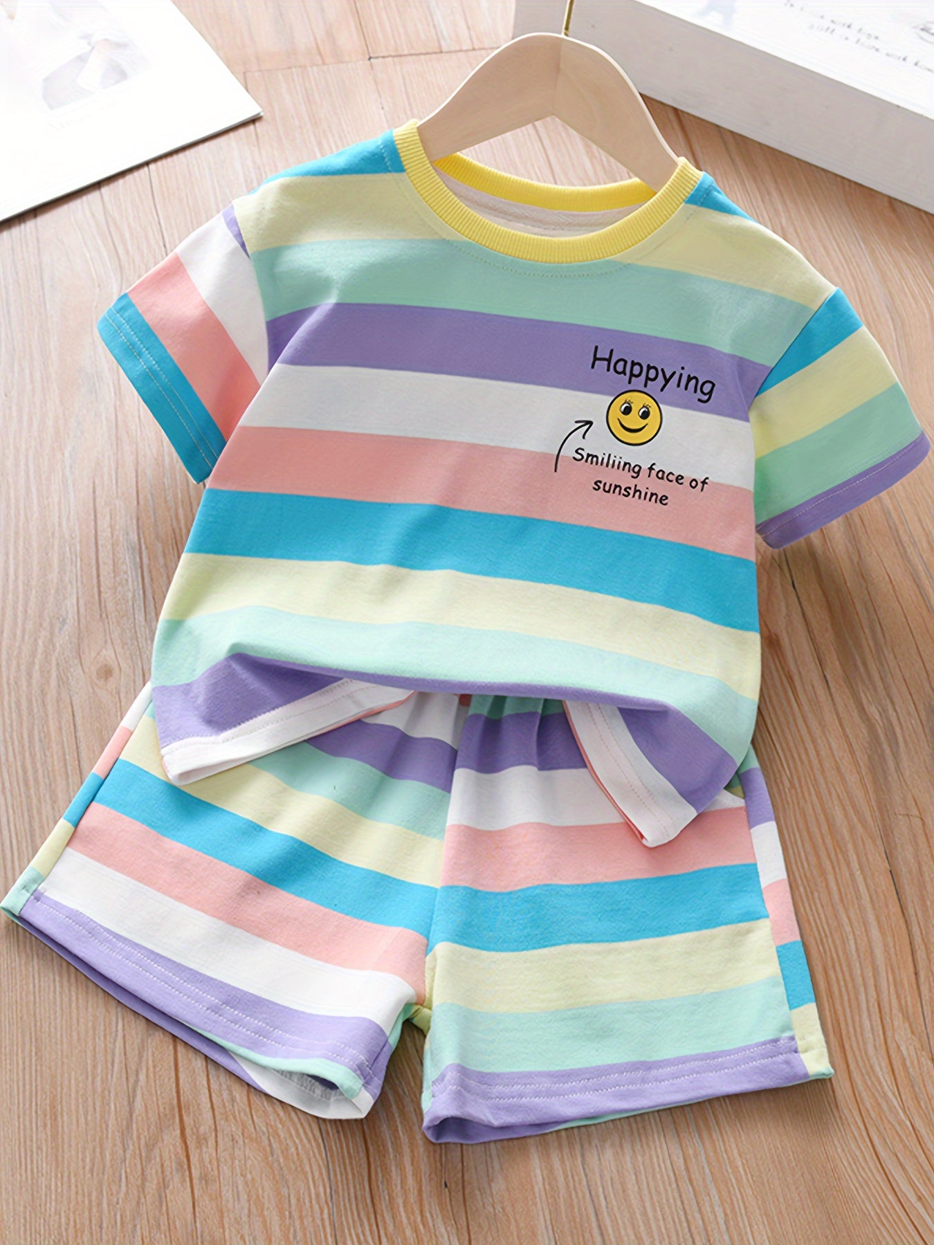 Girls Summer Clothing Set Cotton T-Shirt and Striped Shorts for Outdoor Activities