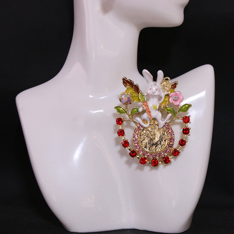 Jadeite Rabbit Brooch Pin Women's Jewelry Luxurious Unique Shape