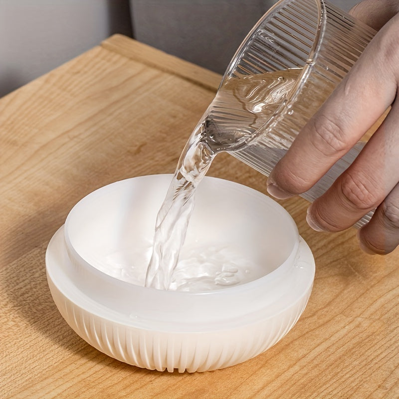 Cute Onion-Shaped USB Humidifier with Night Light, 300ml, Quiet, Auto Shutoff