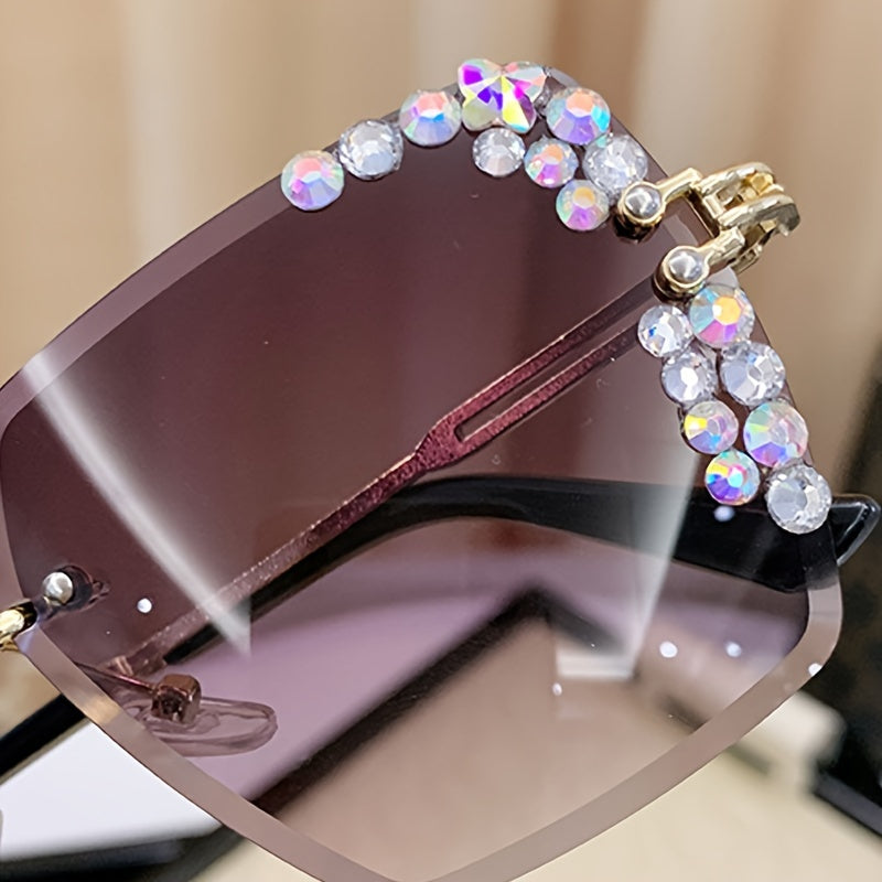 Women's Square Metal Glasses with Gradient Lenses and Rhinestone Embellishments