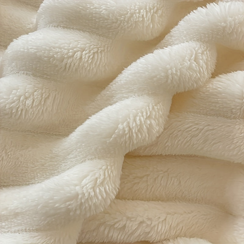 White Flannel Knitted Throw Blanket for Sofa Bed Travel Soft Cozy All-Season Lightweight Polyester 200gsm