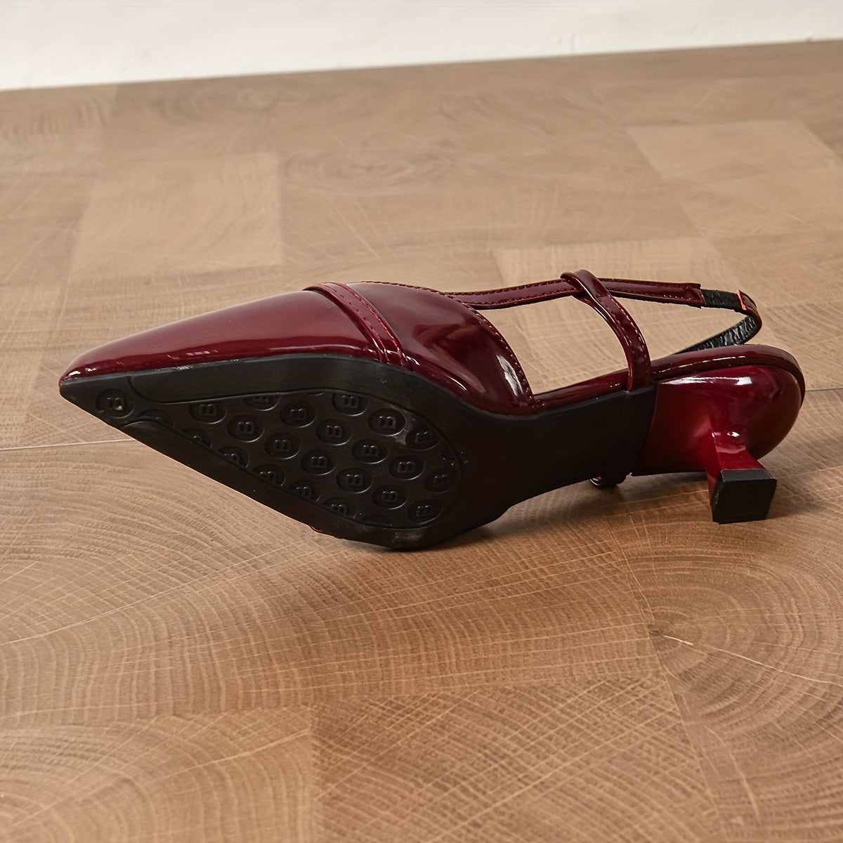 Women's Vintage Style Pointed Toe Mid Heel Dress Shoes with Thin Heel