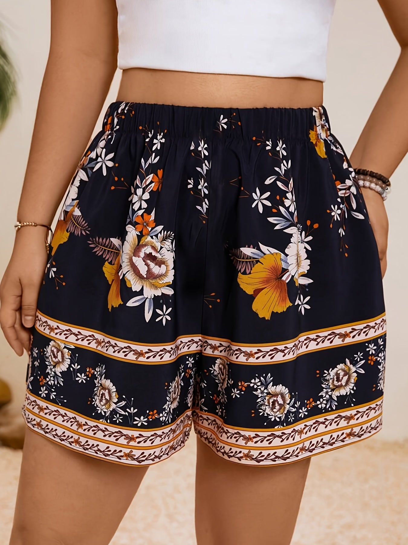 Шорты для женщин больших размеров с цветочным принтом для пляжа, белые, на шнурке, широкие брюки