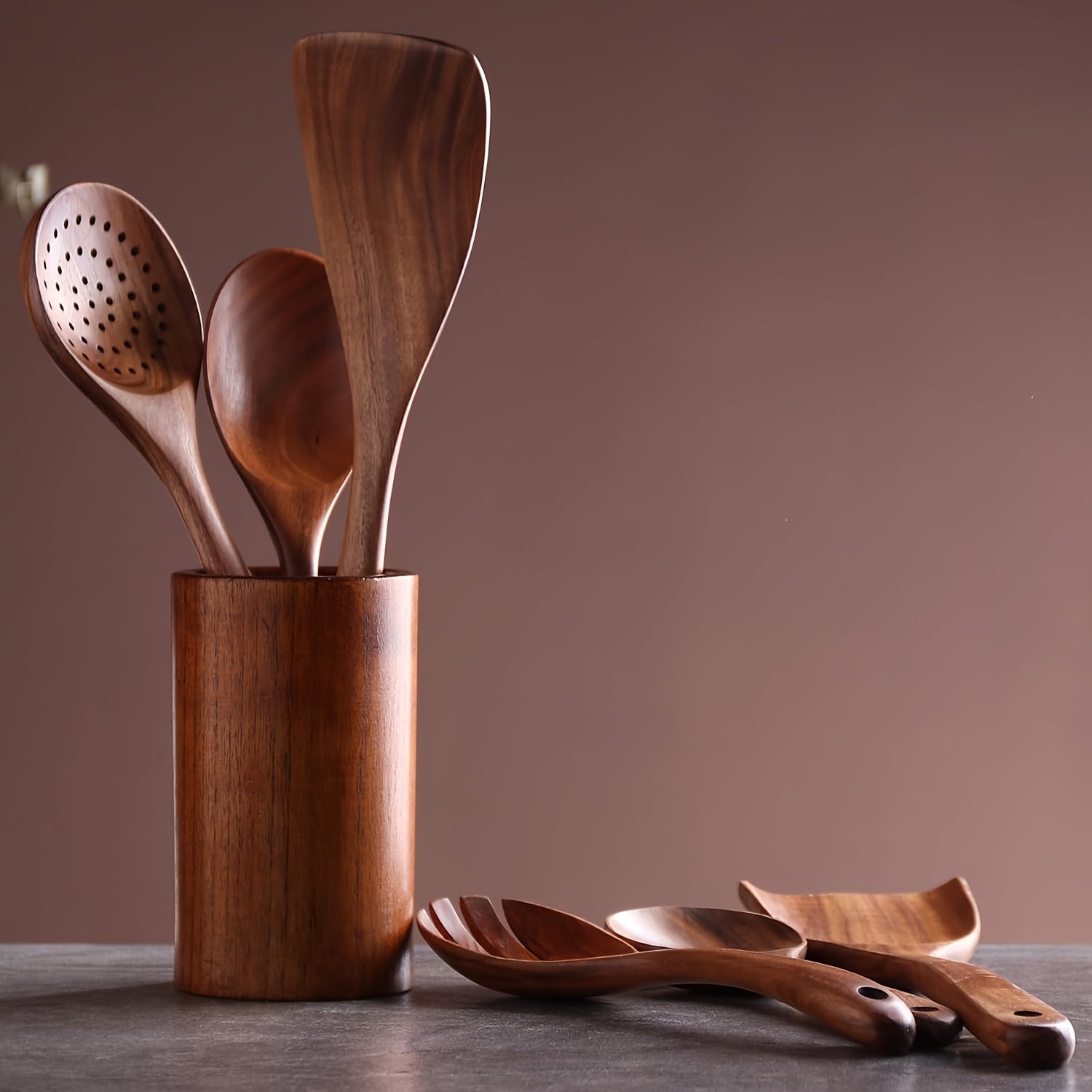 Set of 7 Non-Stick Wooden Kitchen Utensils in Storage Bucket with Spatula Ladle and More