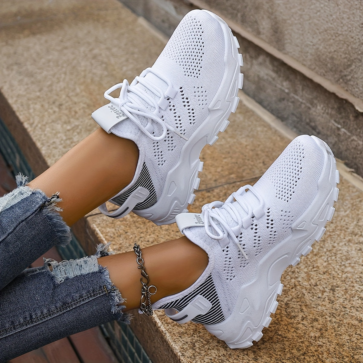 Women’s Canvas Sneakers Slip-On White Black Casual Shoes for Summer Vacation