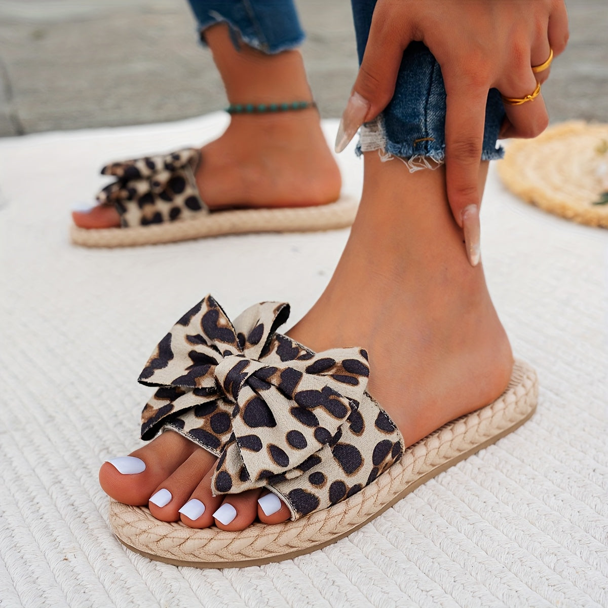 Women's Leopard Print Bow Slide Sandals Open Toe Non-Slip Flat Heel Blue Black