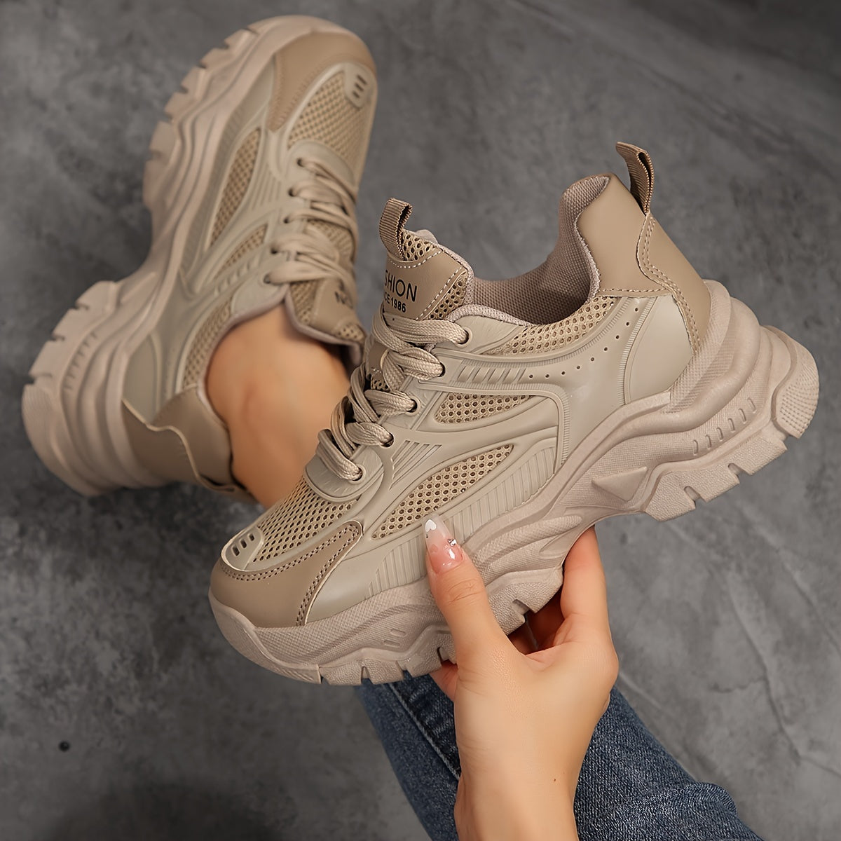 Women's Mesh Chunky Sneakers Breathable Low Top Running Shoes