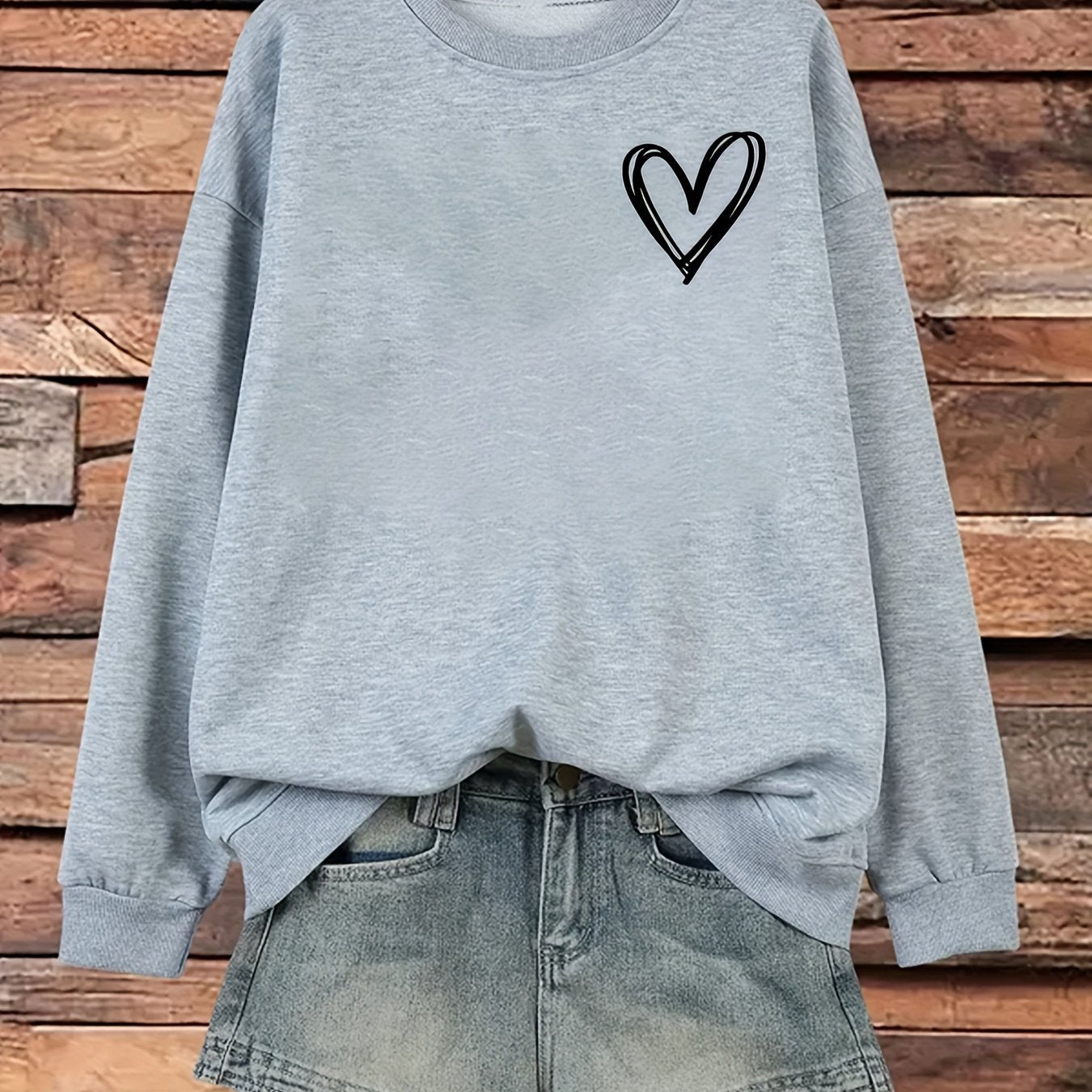 Women's Oversized Cotton Sweatshirt with Black Heart Print Casual Pullover