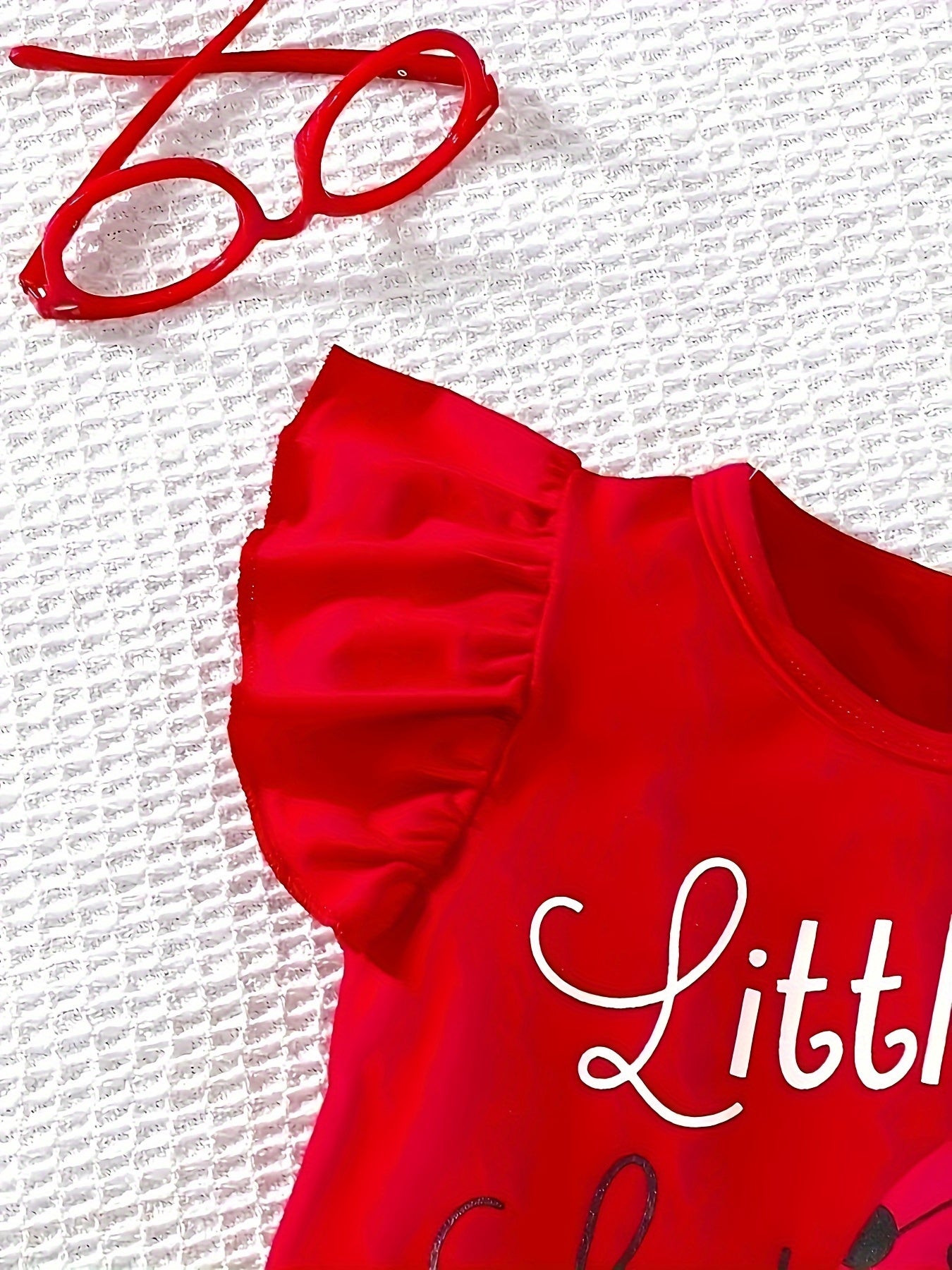 Комплект для девочек: футболка с рюшей на рукавах и шорты с божьей коровкой с бантом, летний хлопок