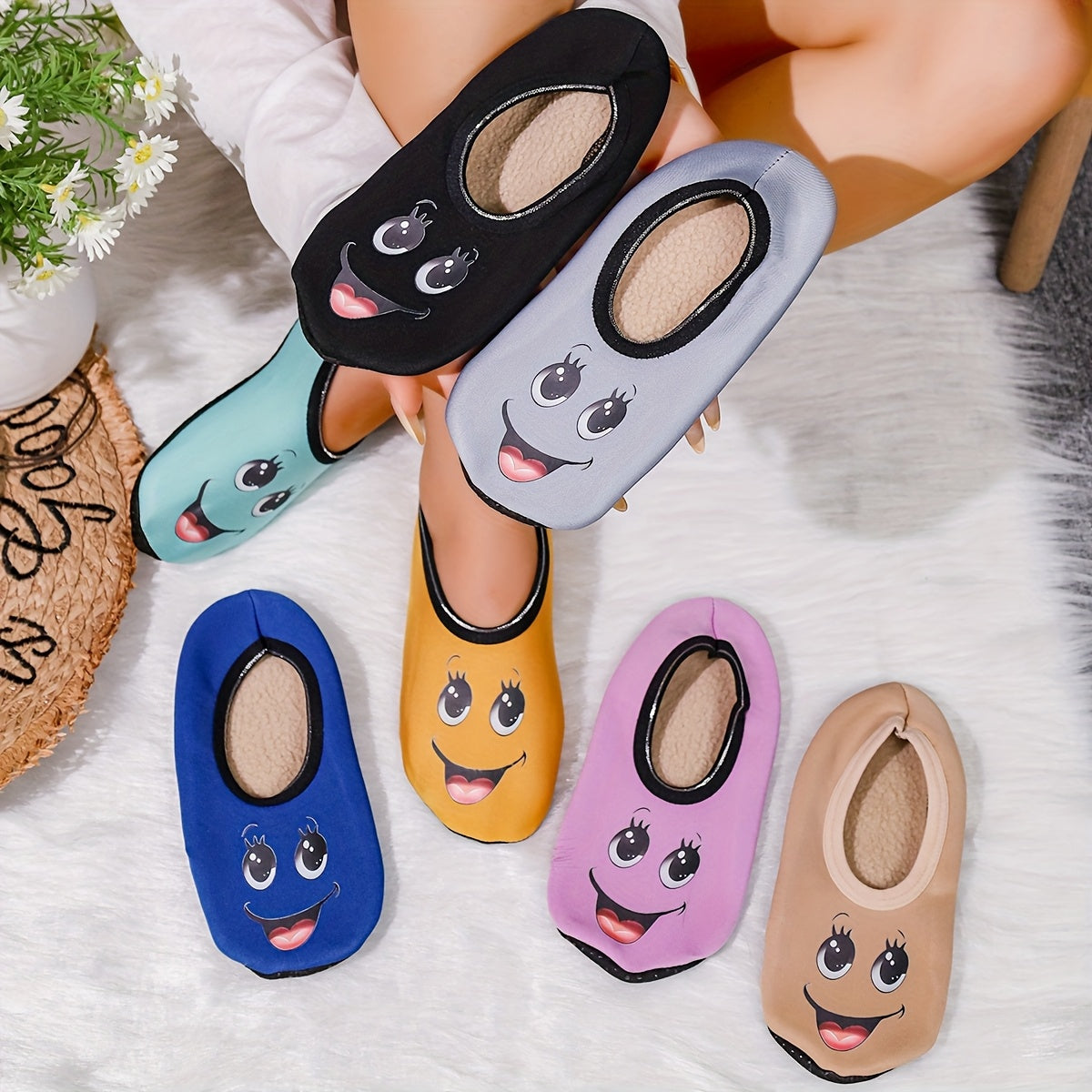 Women's Cute Cartoon Face Slides Breathable Fabric Indoor Outdoor Shoes