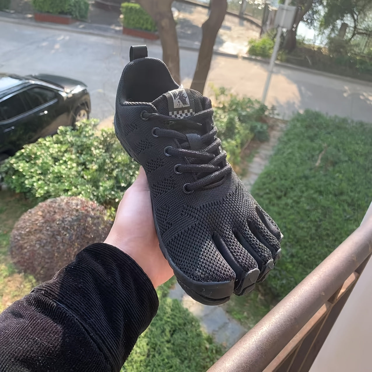 Men's Women's Lightweight Anti-Slip Five-Toe Athletic Shoes, Breathable, Cushioned, All-Season