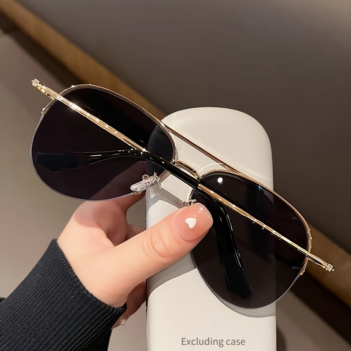 Gafas de lentes tintados unisex de marco de metal con decoración