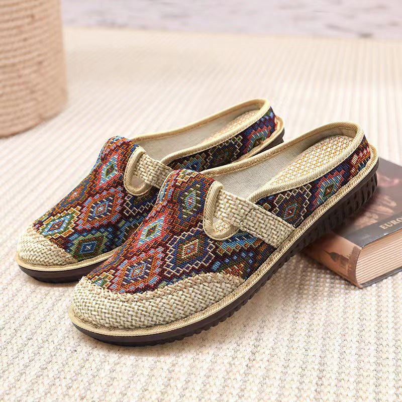 Women's Breathable Fabric Mules with Platform Heel and Embroidered Geometric Pattern