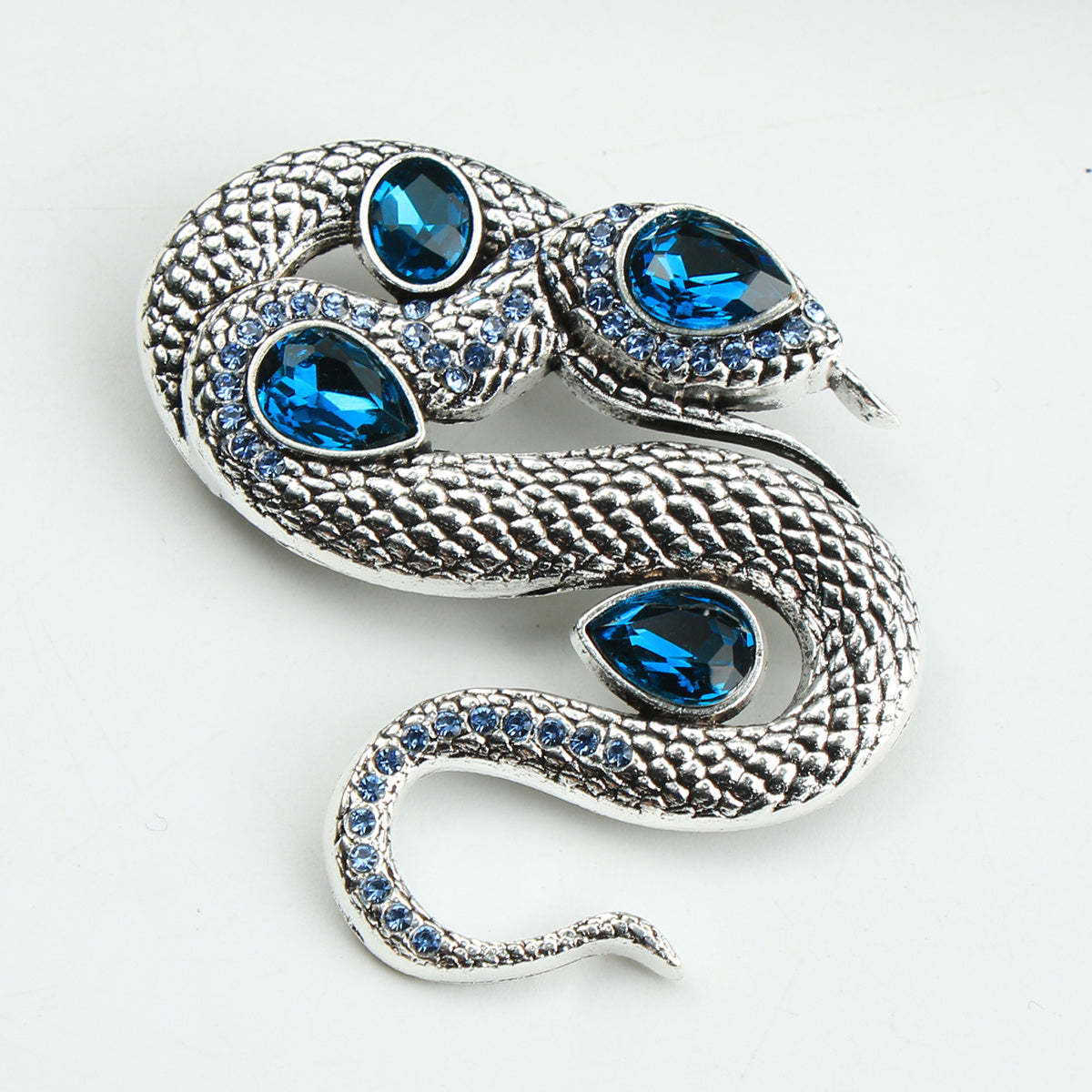 Snake Brooch with Enamel and Rhinestones Irregular Animal Pin Elegant Fashion Accessory