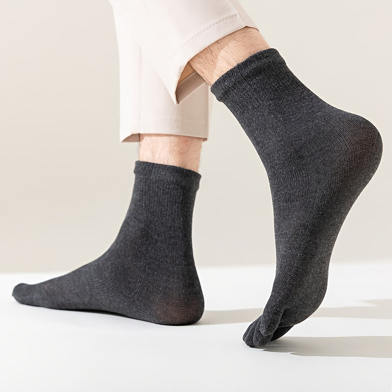 Erkaklar uchun bir rangli besh barmoqli paypoqlar - nafas oladigan, tasodifiy va sport kiyimlari uchun qulay, polyester/spandeks aralashmasi, mashinada yuvish mumkin.