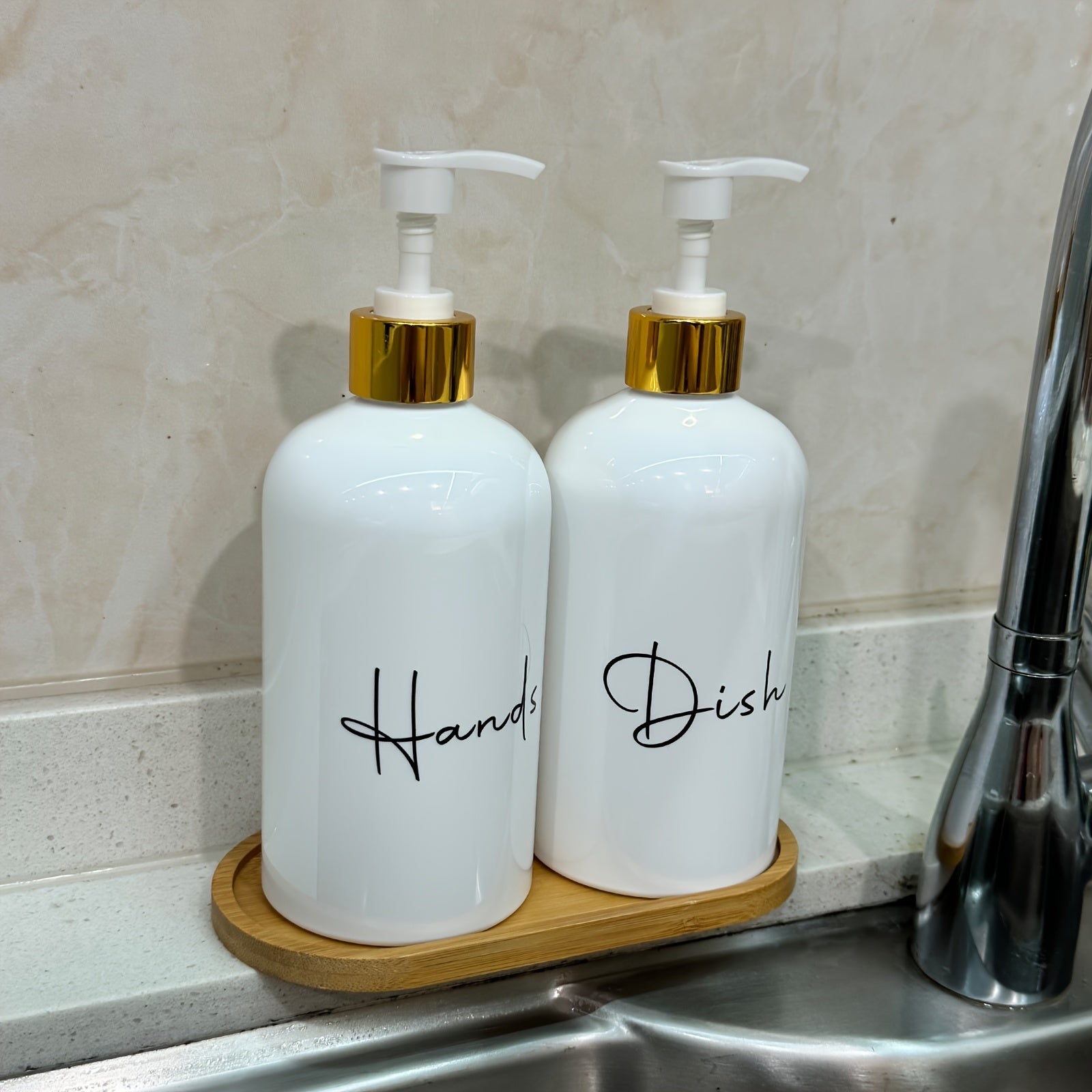 2 упаковки диспенсеров для жидкого мыла и посуды объемом 17 унций - пластиковые, стоящие отдельно с перезаправляемыми бутылками для лосьона для использования на кухне и в ванной, праздничные украшения.