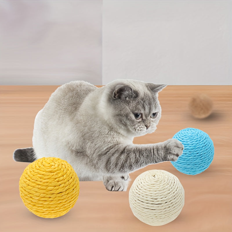 Interactive Cat Toy Ball Made of Cardboard for Cats to Relieve and Play