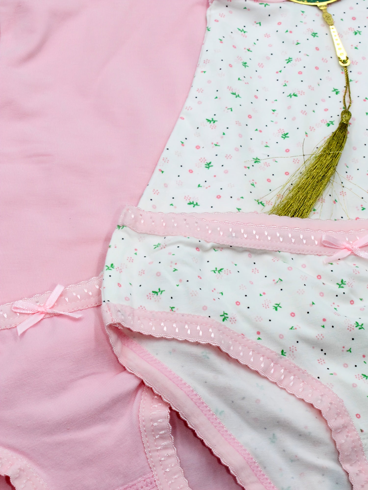 Girls Floral Cotton Panty Sets 3-Pack with Bow Detail All-Season Comfortable Briefs