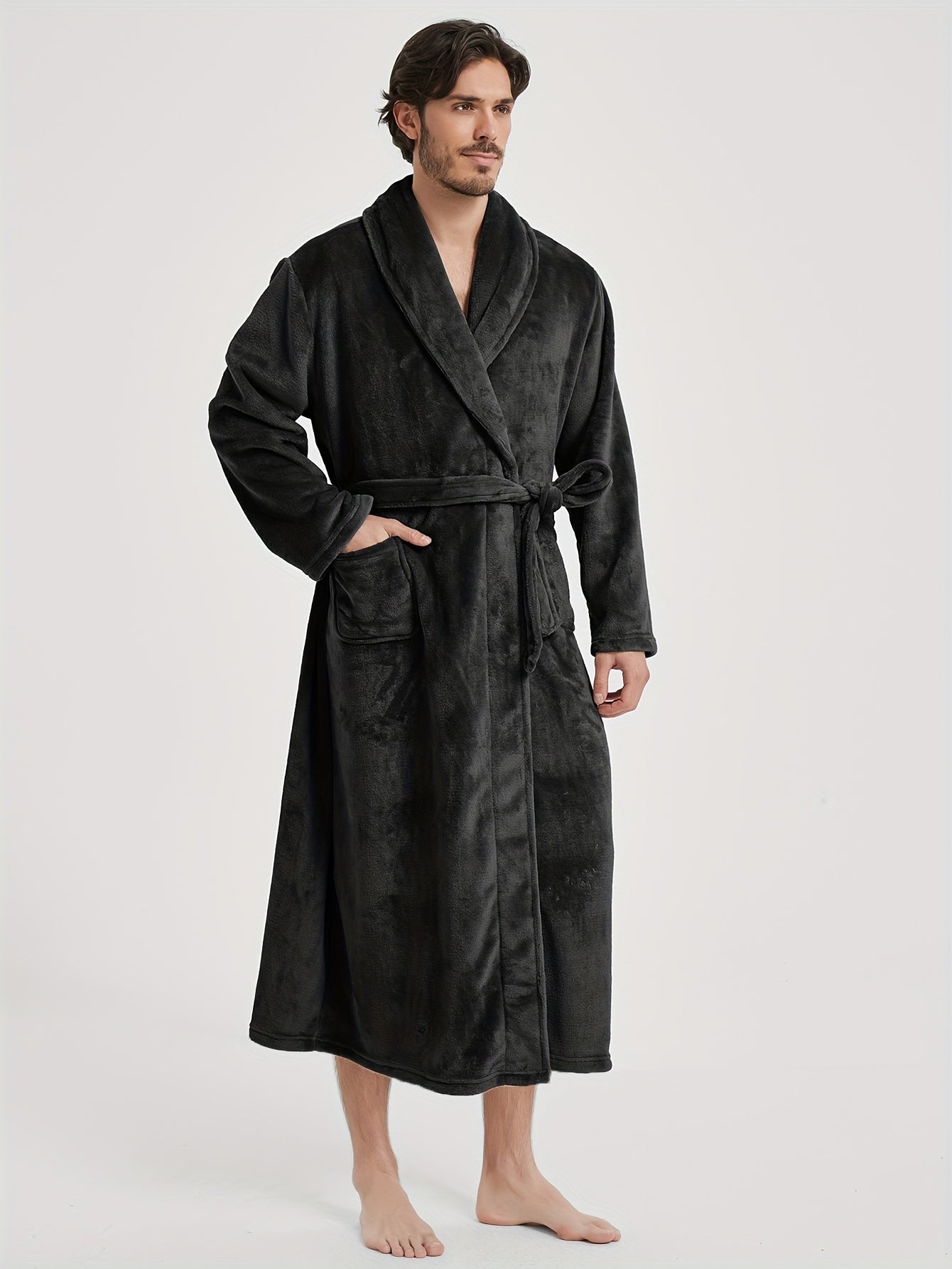 Bata de pareja de felpa de franela de manga larga de color sólido con bolsillos y cinturón para todas las estaciones