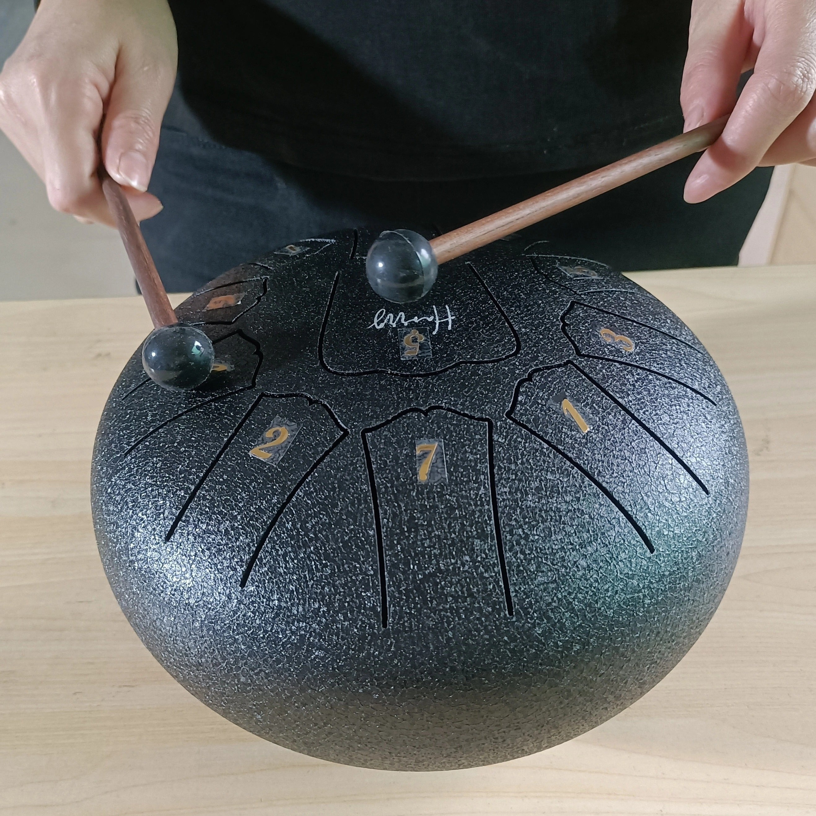 8-Inch Steel Tongue Drum for Beginners with Accessories Grey 11 Tones