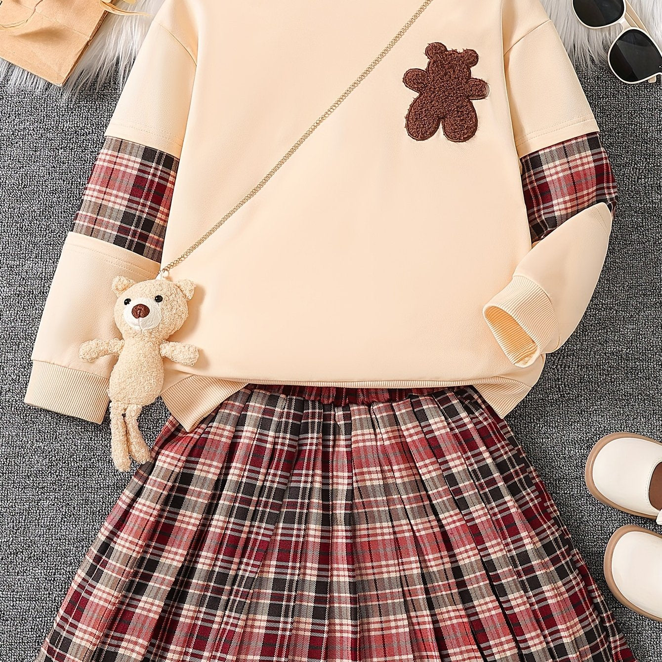 Girls Autumn Casual Outfit Set with Bear Embroidery Plaid Pleated Skirt and Pendant