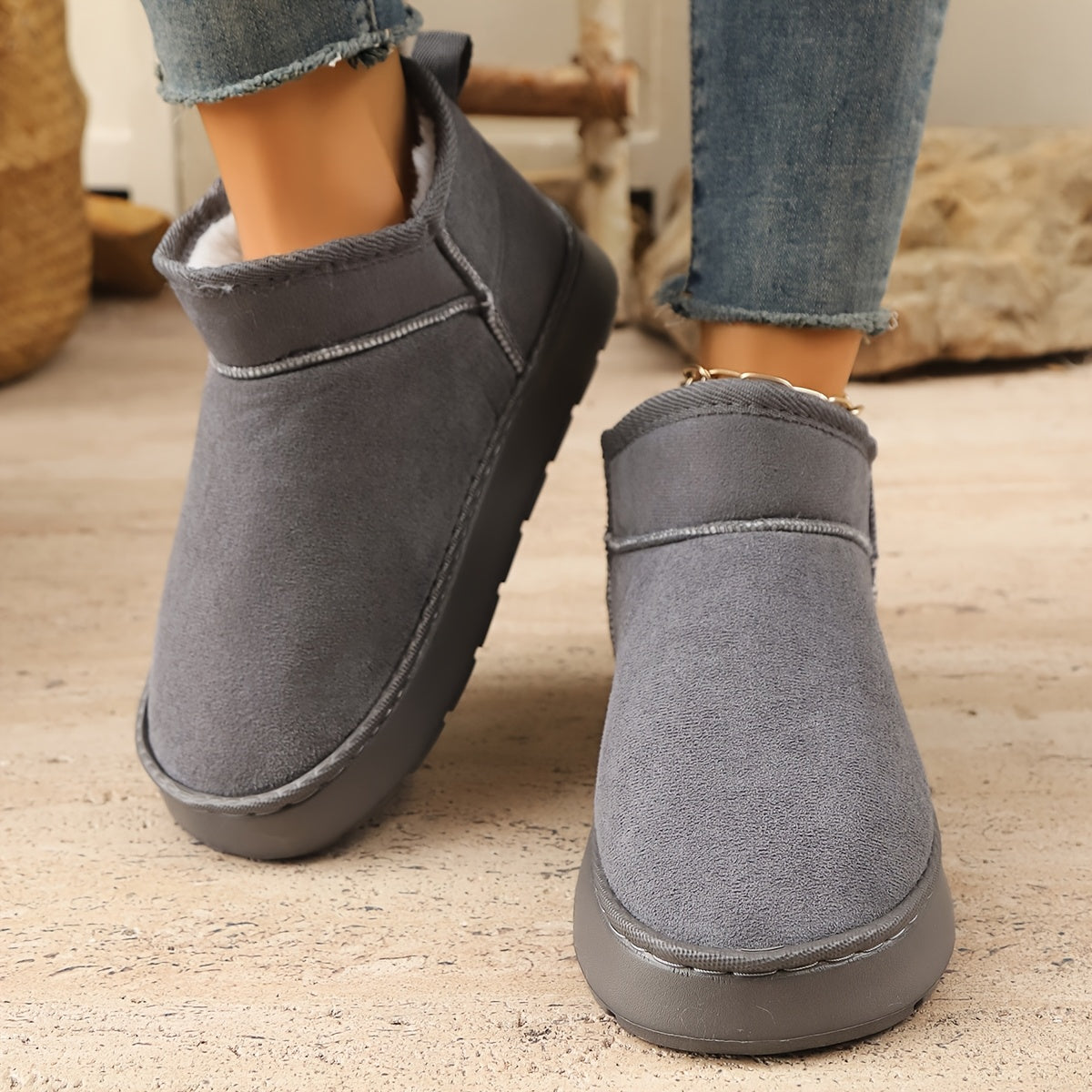 Women's Winter Snow Boots Casual Slip-On Warm Fabric Indoor Outdoor Shoes