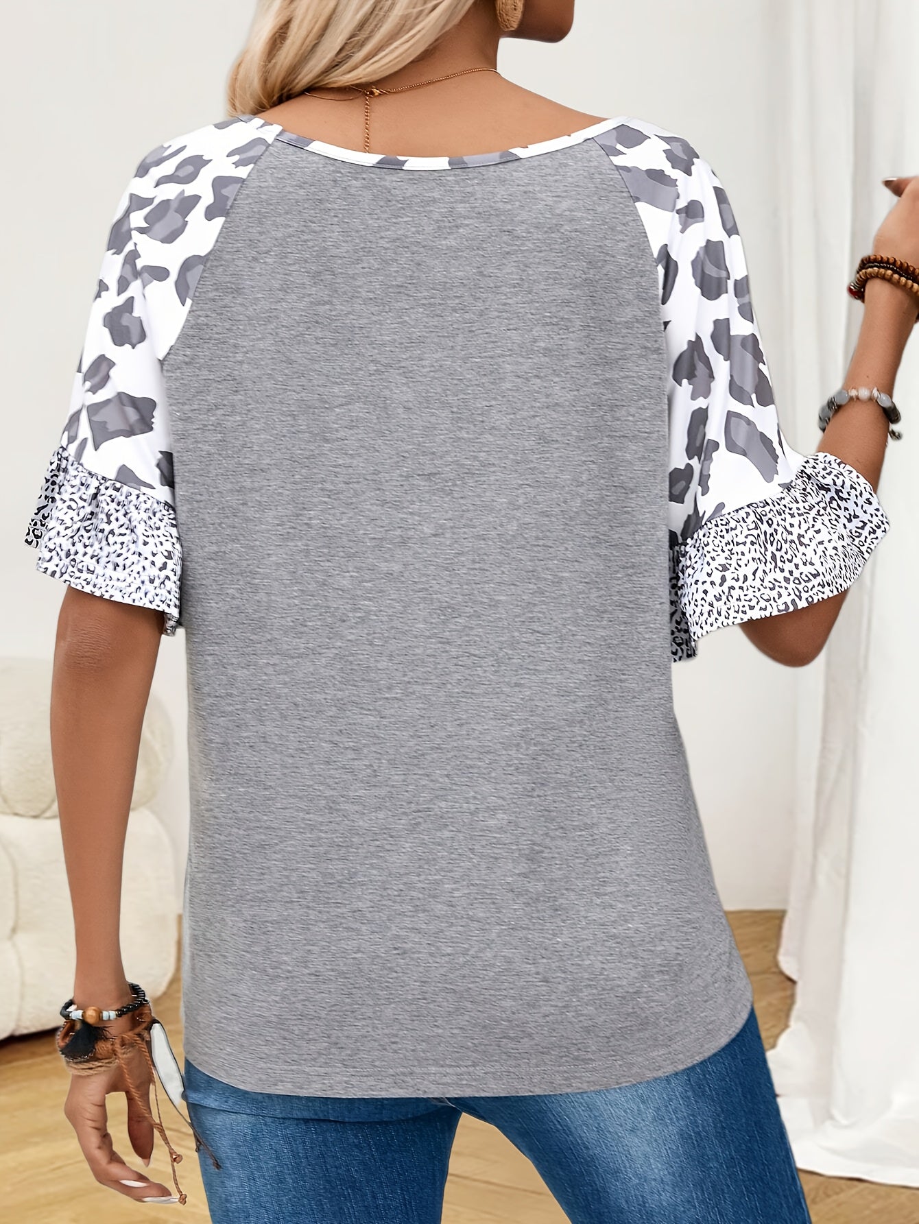 Women's Leopard Print Patchwork V-Neck T-Shirt Short Sleeve Casual Top