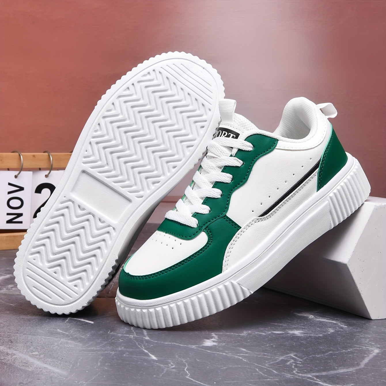 Women's Casual Sneakers Low Top Lace-Up Geometric Design EVA Sole