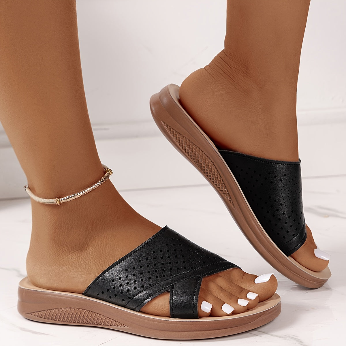 Women’s Slip-On Sandals Summer Shoes Low Heel Soft Sole