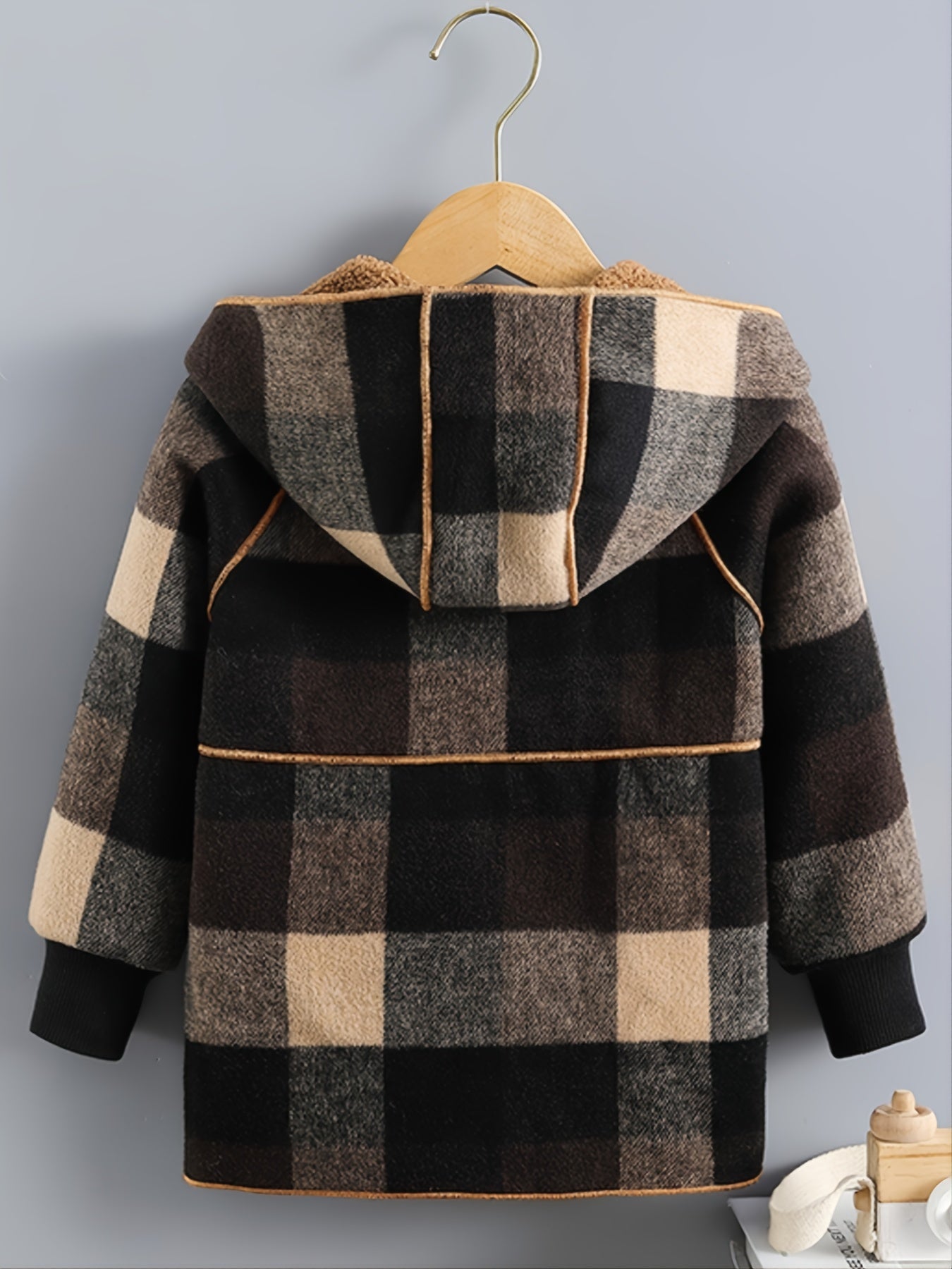 Boys Winter Plaid Hooded Jacket with Long Sleeves and Pockets
