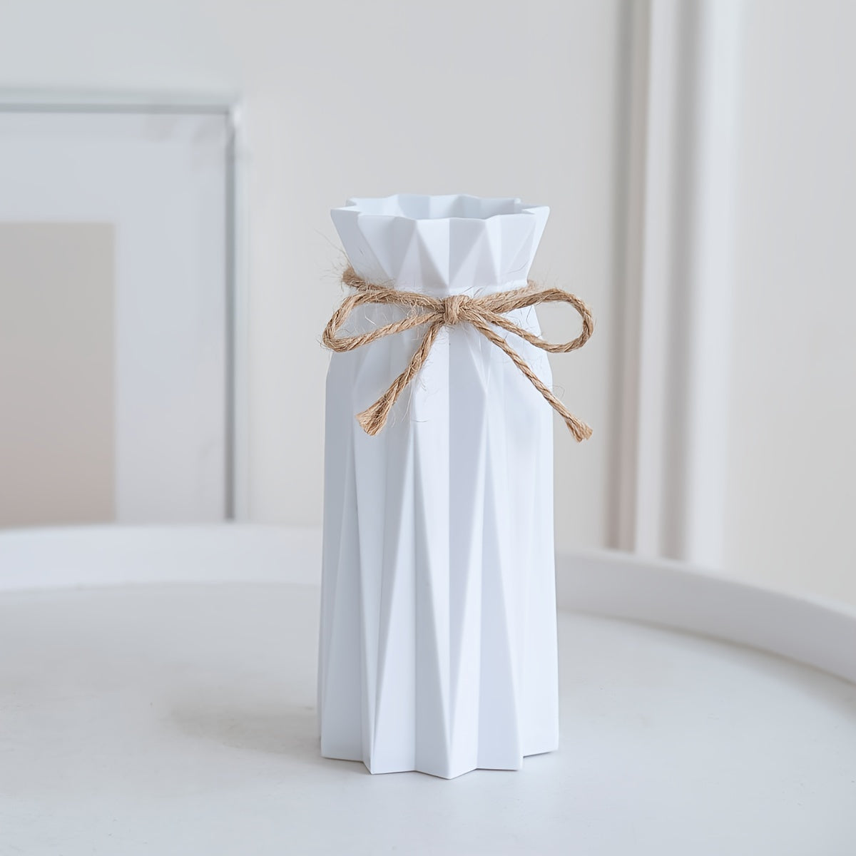 White Plastic Origami Vase 17.5cm Imitation Porcelain Tabletop Decor with Twine