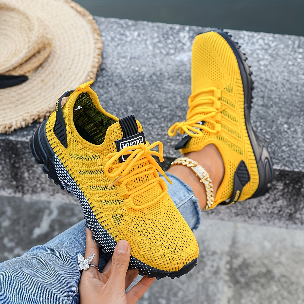 Ayollar uchun kundalik qora slip-on sport poyafzallari nafas oladigan yozgi sport poyafzallari