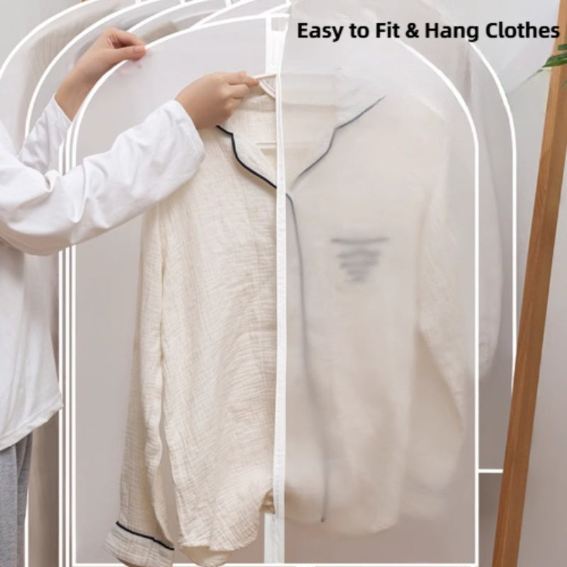 Защитите свои костюмы и платья с помощью этого набора из 5 прозрачных чехлов от пыли. Эти водонепроницаемые сумки на молнии идеально подходят для организации вашей одежды и отлично подходят как для Рождества, так и для Хэллоуина.