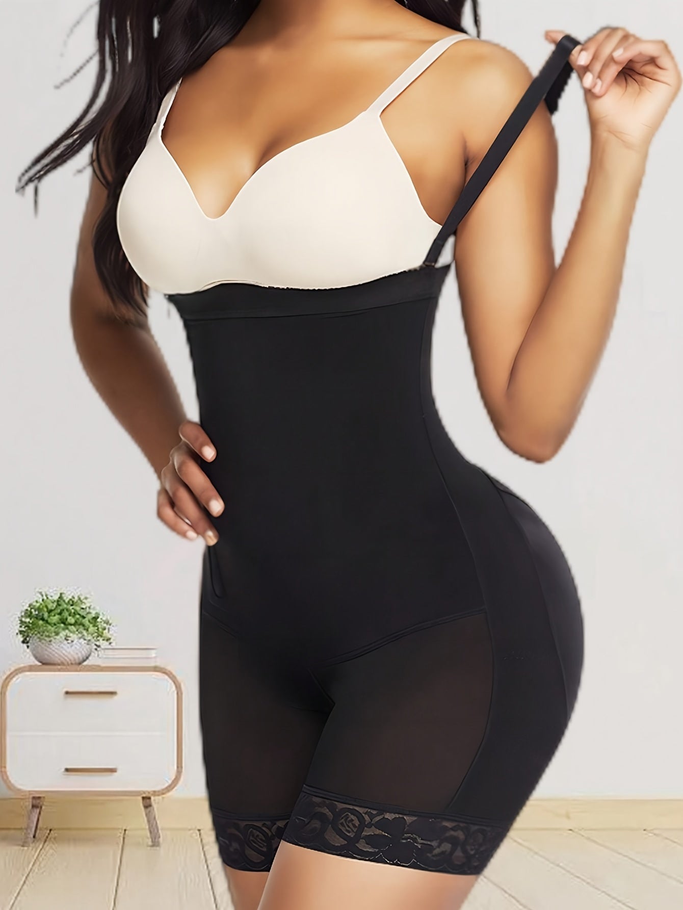 Корсетное белье-комбинезон для сужения талии и поднятия ягодиц для повседневной или праздничной носки.