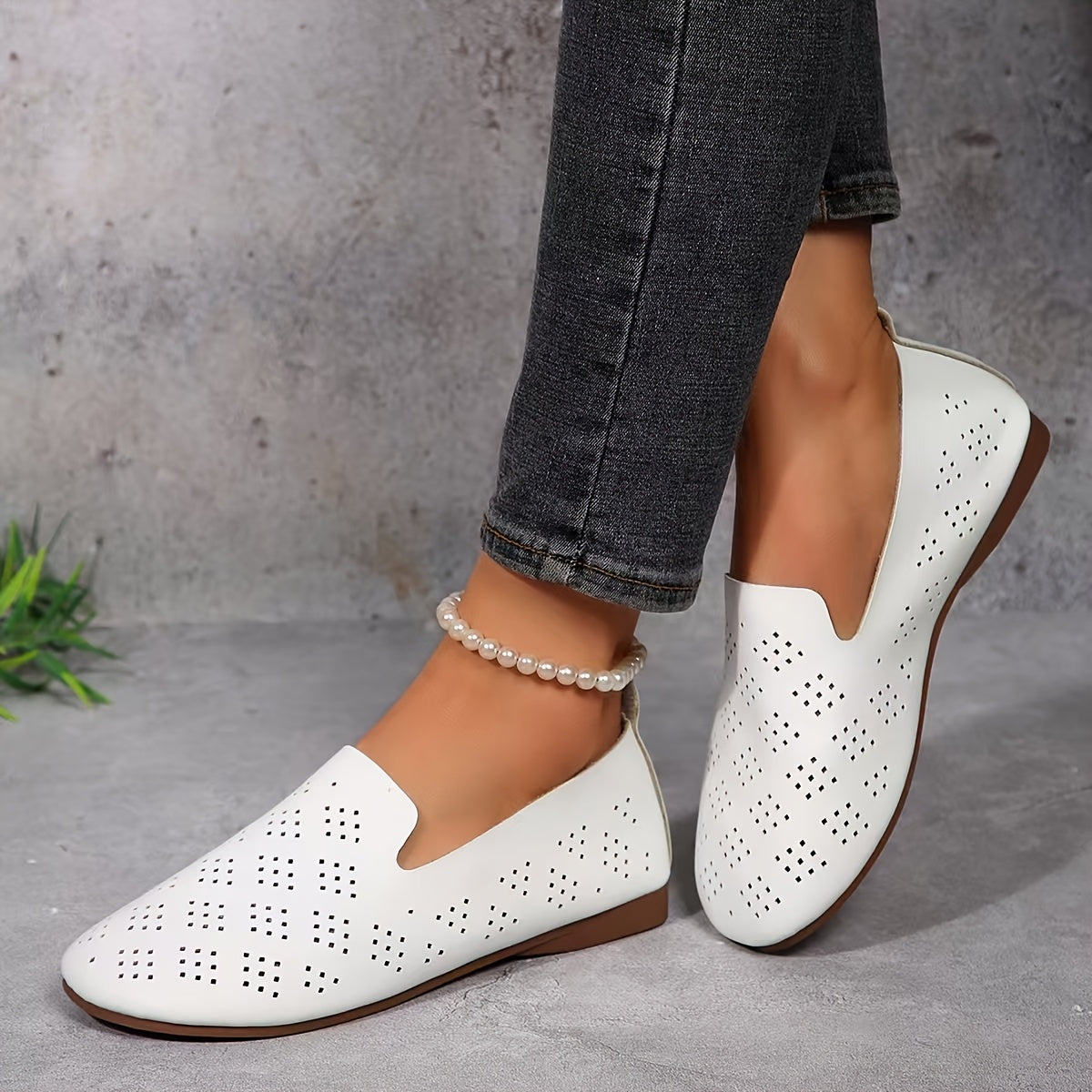 Ladies Flat Shoes Summer Breathable Microfiber Comfort Casual Flats