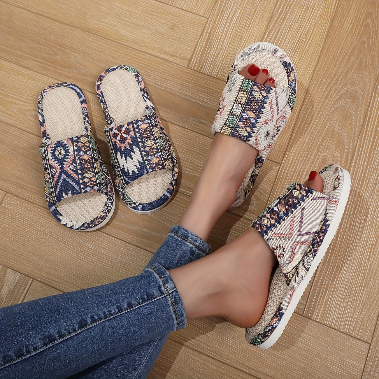 Women's Tribal Pattern Slip-On Indoor Slippers Non-Slip Soft Fabric