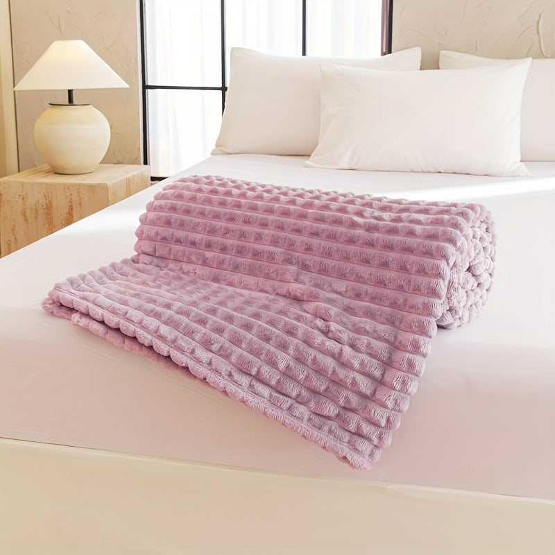 Reversible Flannel Blanket for All Seasons Checkered Bed Cover Soft and Easy to Clean