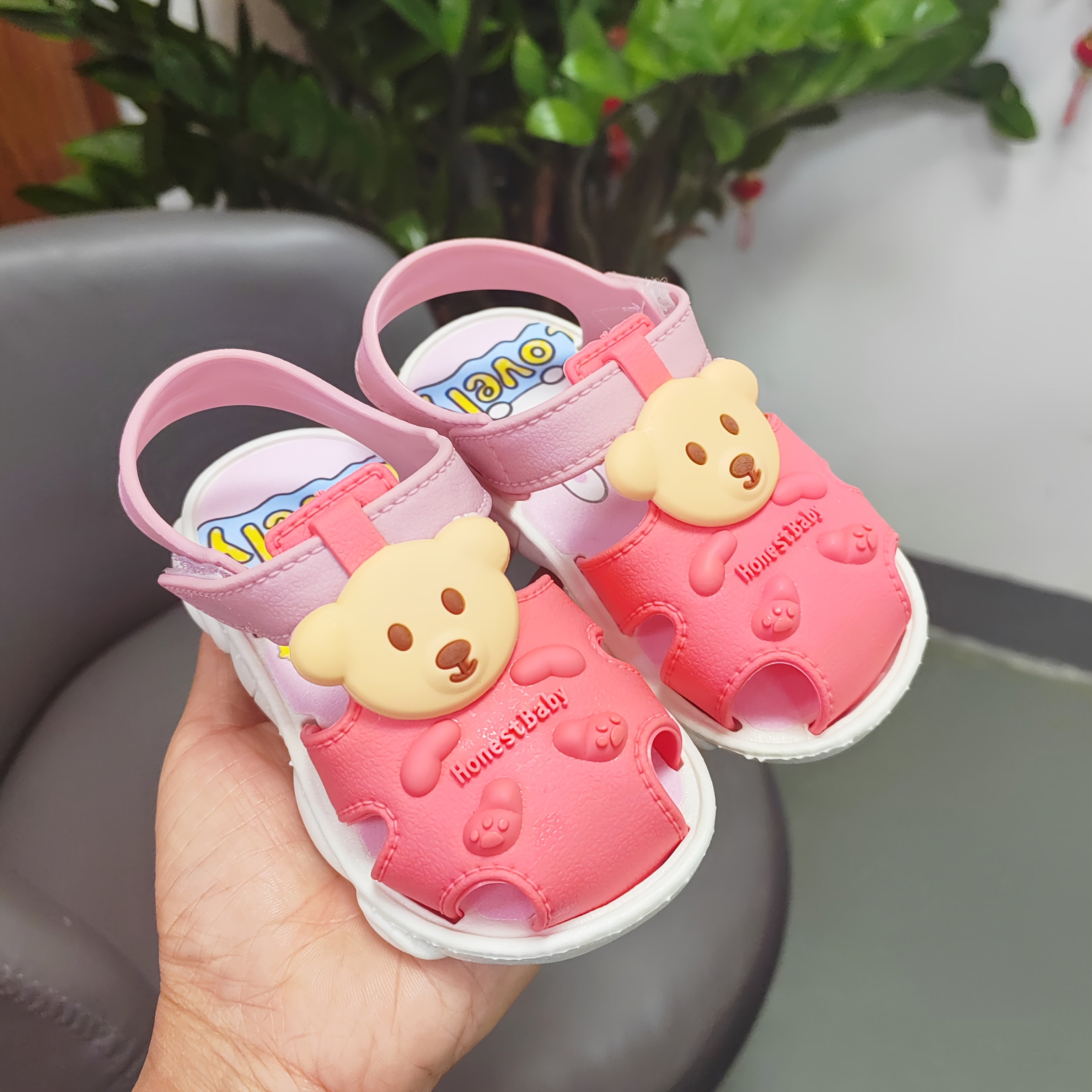 Unisex Toddler Cartoon Bear Sandals PVC Non-Slip Adjustable Indoor Outdoor