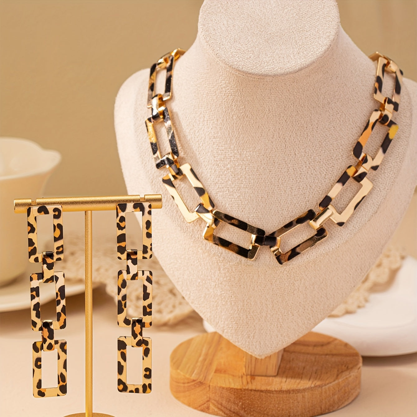Women's Punk Style Jewelry Set Leopard Pattern Dangle Earrings Necklace Party Accessories