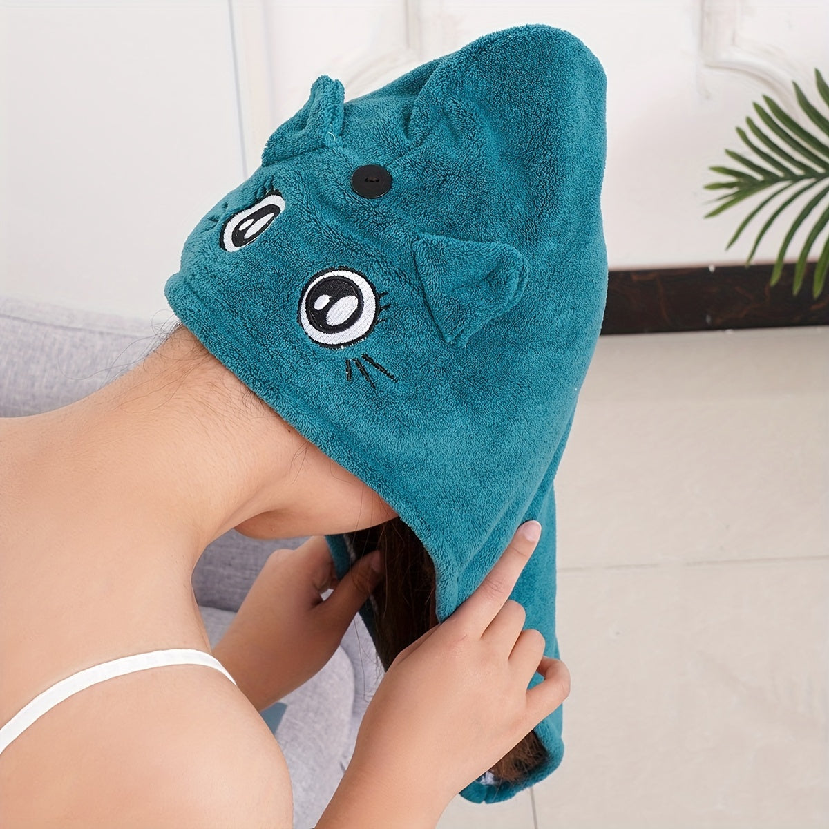 Women's Quick-Dry Hair Towel Wrap with Cute Cat Design Ultra-Soft Coral Fleece