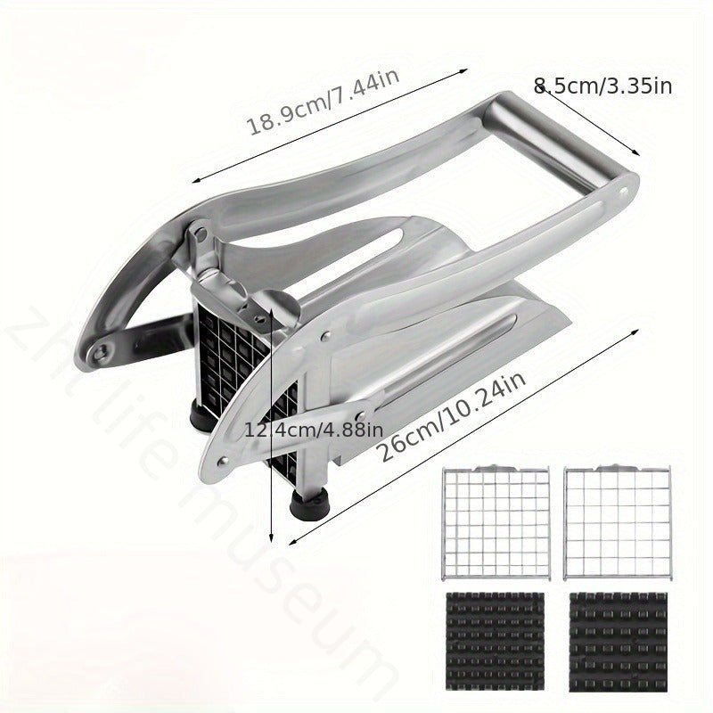 Qoʻlda kesish uchun ikki pichoq bilan stainless steel French fry cutter, kartoshka va boshqa meva va sabzavotlarni kesish uchun. Barqarorlik uchun yopishmaydigan asos. Uy va professional oshxonalarga mos.