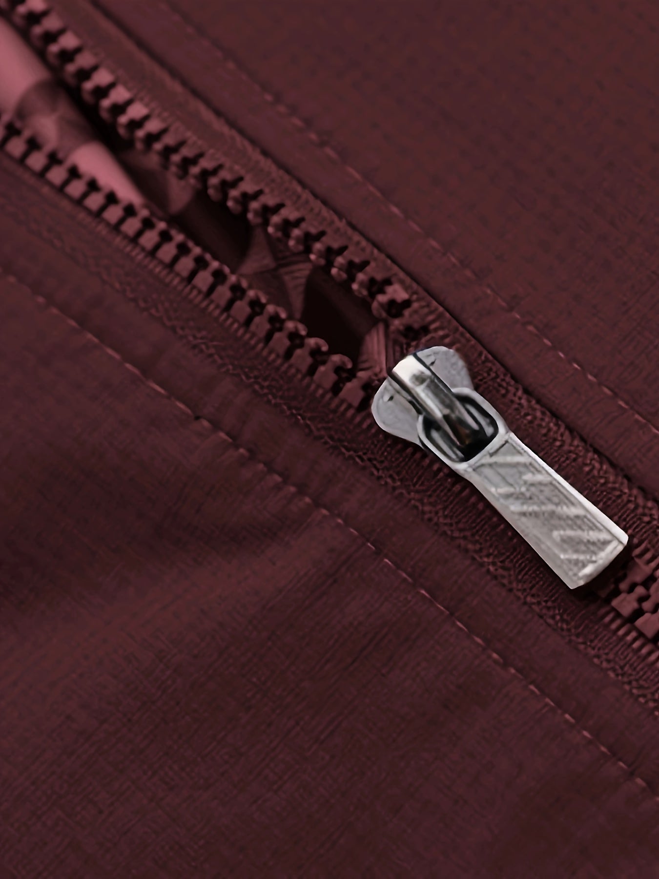 Erkaklar uchun tasodifiy bahor/kovak polyester jakk, turli xil ko'ylaklar, fermuarli cho'ntaklar va mustahkam uzun yenglar bilan ochiq havoda va ish kiyimlari uchun.