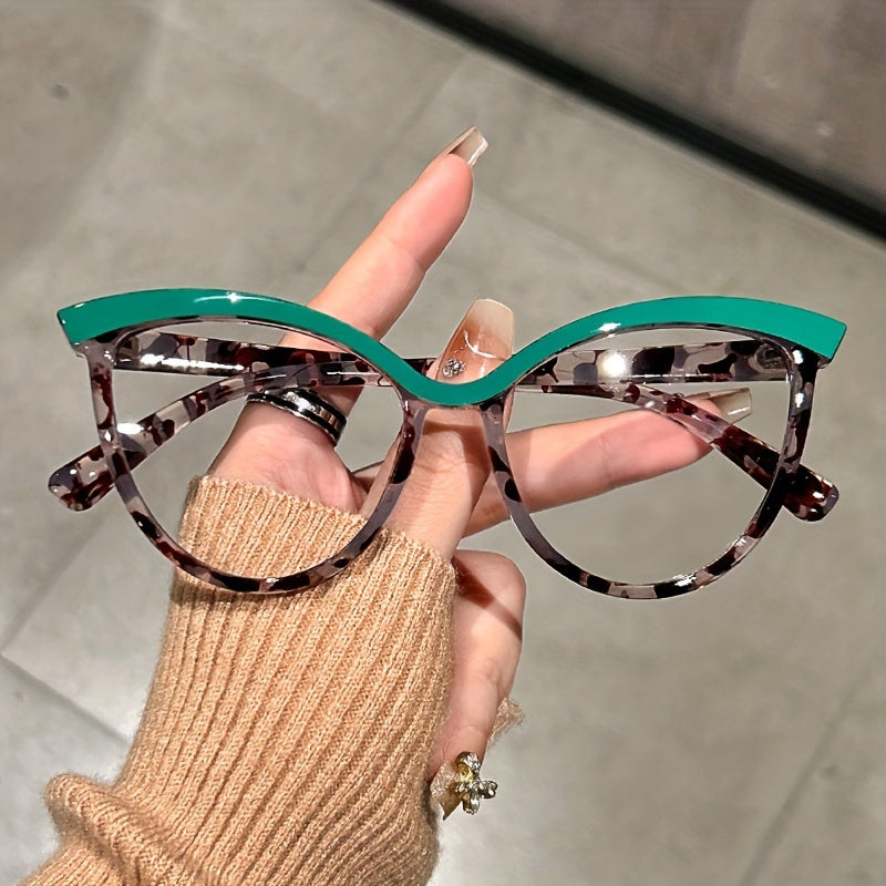Retro-Inspired Cat Eye Glasses Women Transparent Lenses Fashionable Computer Eyewear