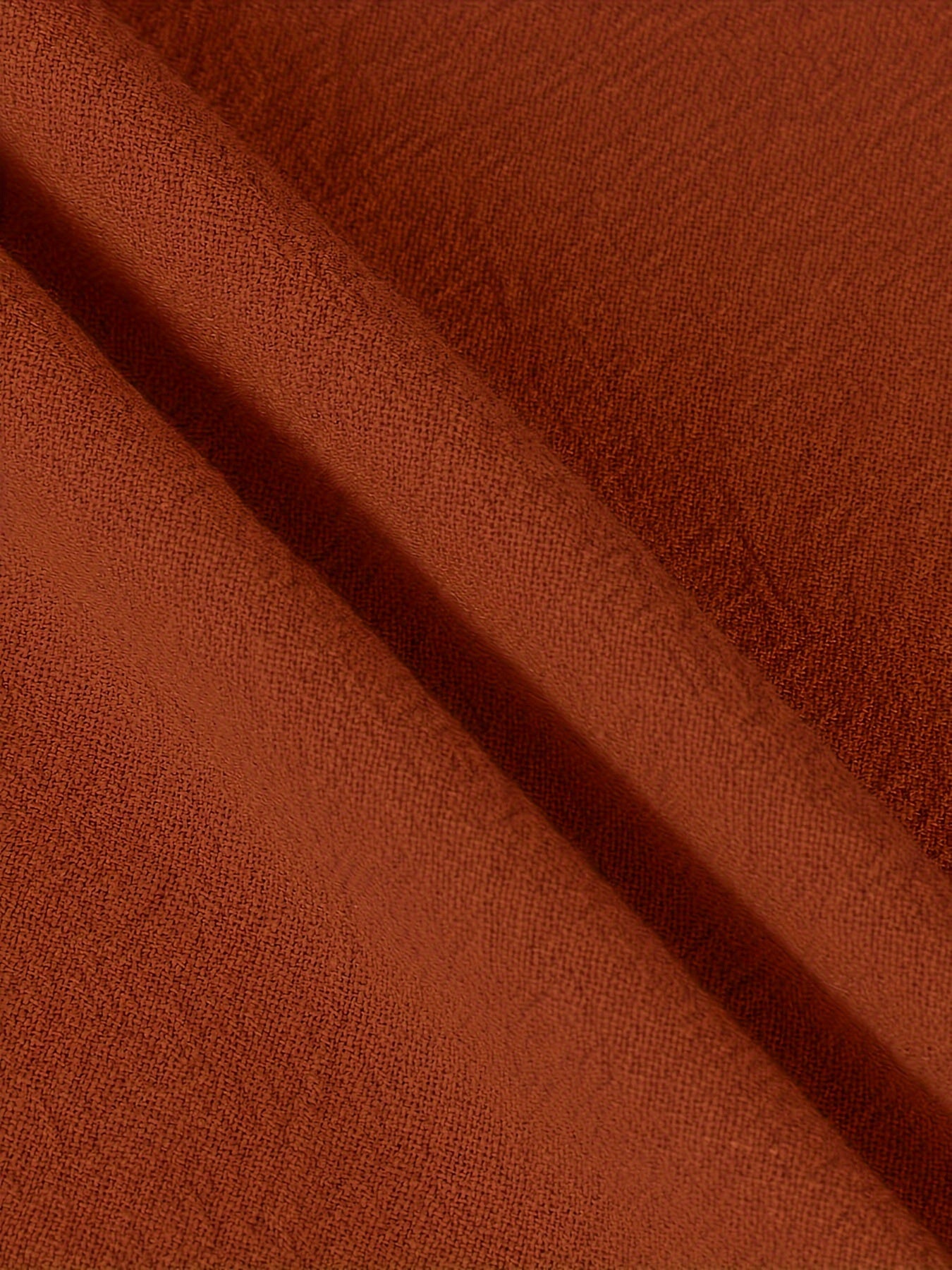 Katta o'lchamdagi ayollar uchun mayda chivin naqshli bluzka, bahor va yoz uchun mukammal.